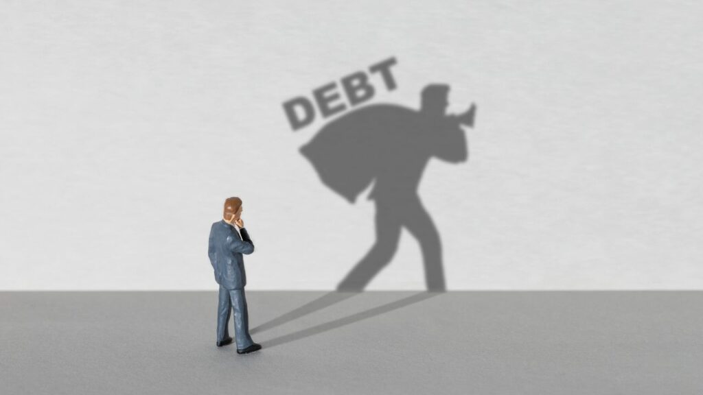 Dynamics of Credit Card Debt